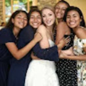 Meet your Posher, Mia